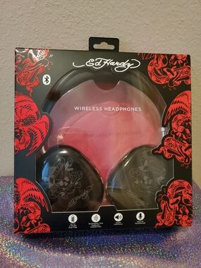 Ed Hardy Love Kills Slowly Wireless Headphones